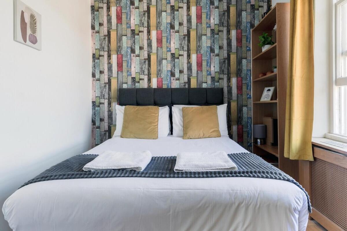Portobello Road Artistic Studios 'Budget' ลอนดอน ภายนอก รูปภาพ